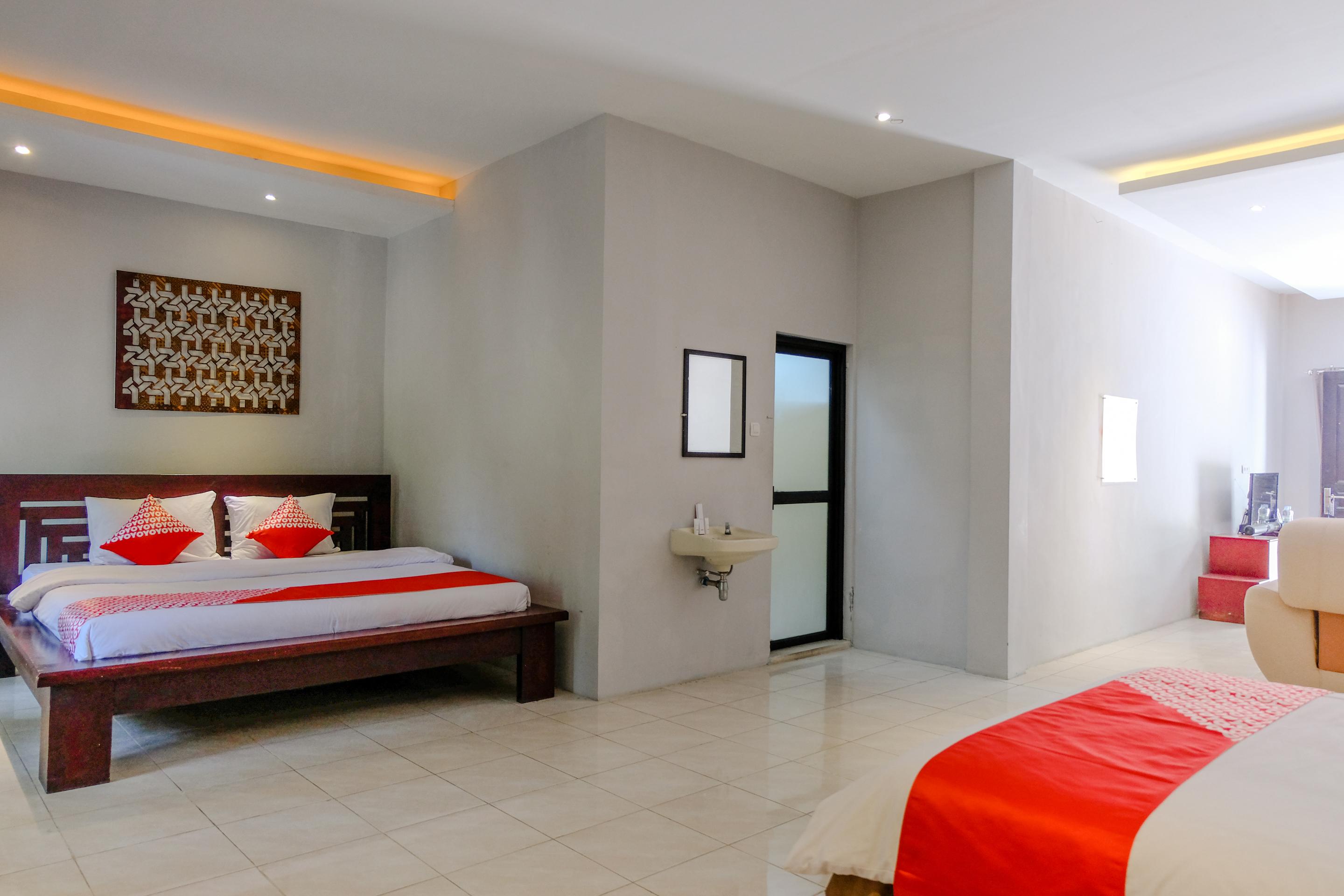 Oyo 1188 Alam Indah Lestari Hotel Banyuwangi  Exterior photo