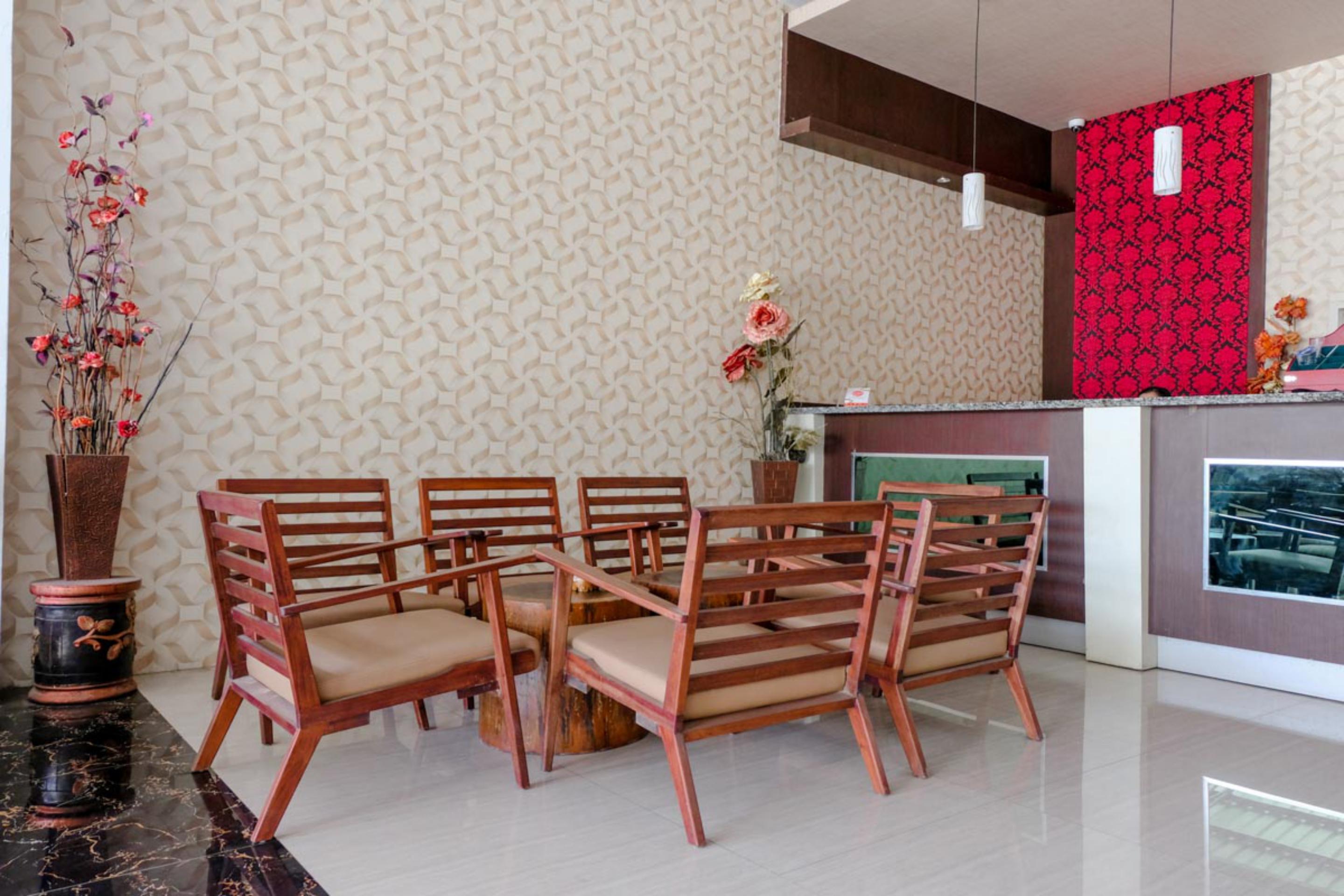 Oyo 1188 Alam Indah Lestari Hotel Banyuwangi  Exterior photo