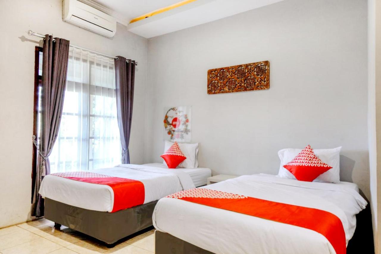 Oyo 1188 Alam Indah Lestari Hotel Banyuwangi  Exterior photo